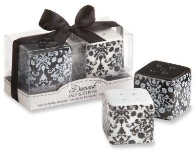 Damask Ceramic Salt & Pepper Shakers Favor